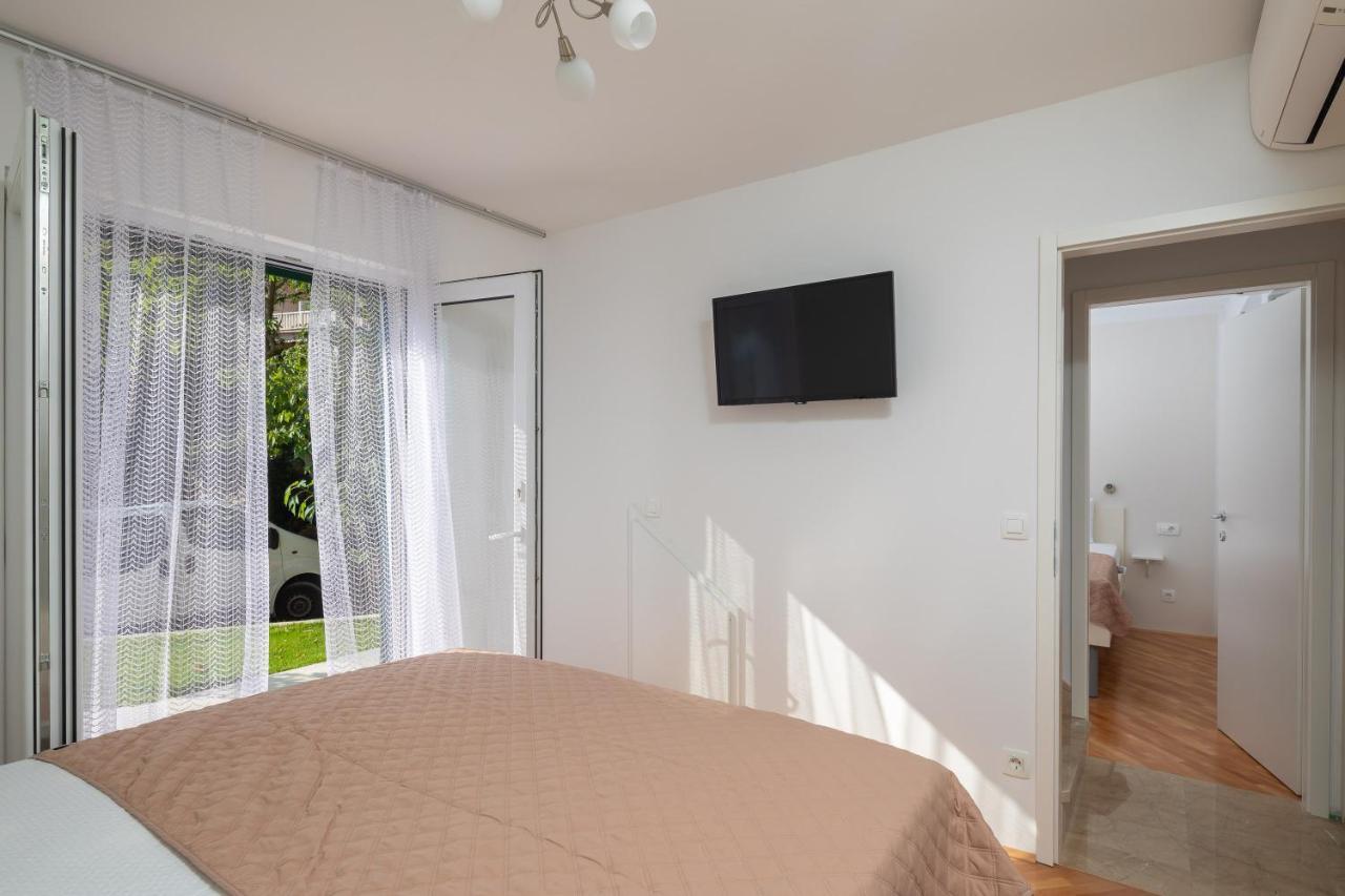 Villa Leoma With Heated Pool Marusici  المظهر الخارجي الصورة